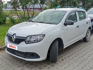 2017 Renault Sandero II, белый, 750000 рублей, вид 1