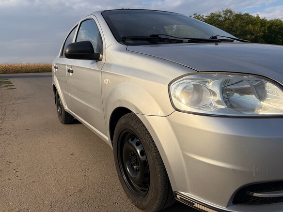 2008 Chevrolet Aveo I Рестайлинг, серебристый, 415000 рублей - вид 8