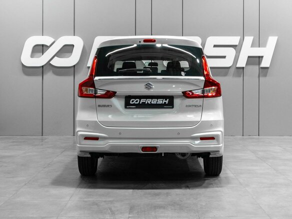 2022 Suzuki Ertiga II Рестайлинг, белый, 2500000 рублей - вид 3
