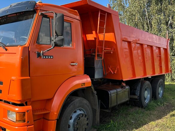 2004 КамАЗ 6520, оранжевый, 1100000 рублей - вид 9