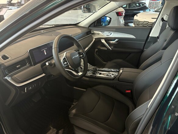 2026 Jetour X70+ I Рестайлинг, зелёный, 3099000 рублей - вид 10