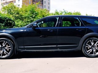 2019 Volvo V90 Cross Country I, чёрный, 4400000 рублей, вид 5