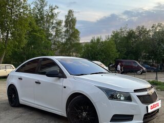 2011 Chevrolet Cruze I, белый, 650000 рублей, вид 2