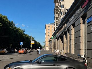 2019 Ford Mustang VI Рестайлинг, серый, 3600000 рублей, вид 3