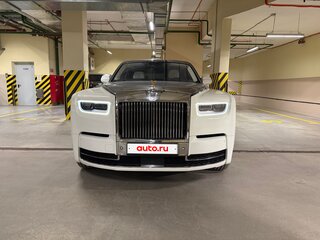 2017 Rolls-Royce Phantom VIII (Series I), белый, 42000000 рублей, вид 2