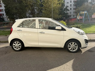 2013 Kia Picanto II, белый, 915000 рублей, вид 4