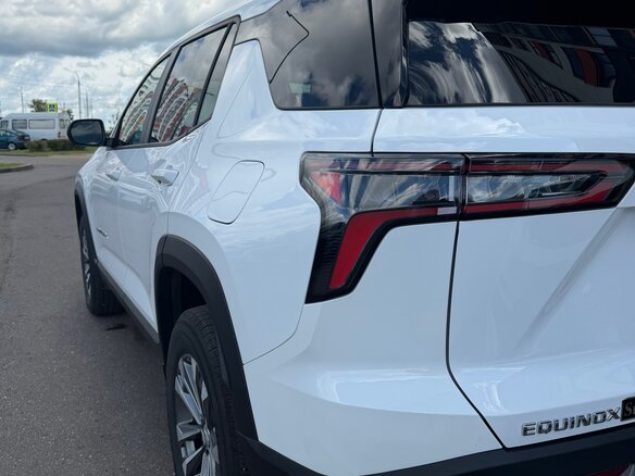 2025 Chevrolet Equinox IV, белый, 2499999 рублей - вид 9