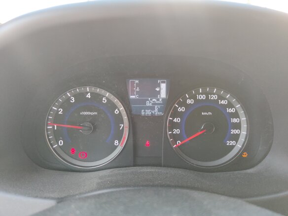 2014 Hyundai Solaris I Рестайлинг, оранжевый, 1090000 рублей - вид 3
