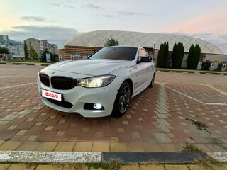2016 BMW 3 серии Gran Turismo 320i xDrive VI (F3x), белый, 2560000 рублей, вид 3