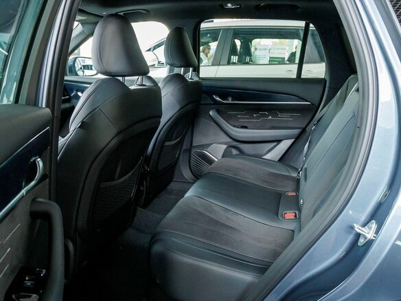 2025 Geely Monjaro I, синий, 5001669 рублей - вид 5