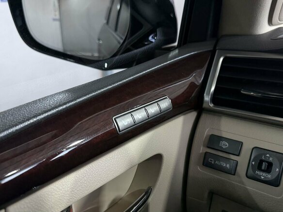 2013 Lexus LX 570 III Рестайлинг, чёрный - вид 22