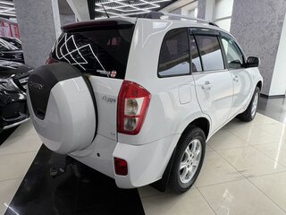 2015 Chery Tiggo (T11) I Рестайлинг (FL), белый, 530000 рублей, вид 5
