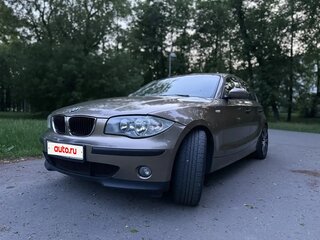 2006 BMW 1 серии 118i I (E81/E82/E87/E88), бежевый, 900000 рублей, вид 3