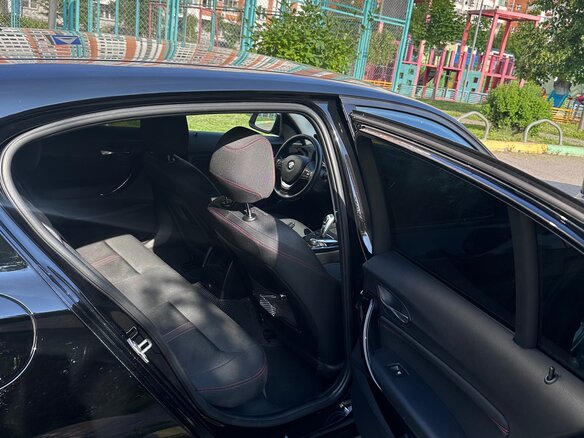 2016 BMW 1 серии 118i II (F20/F21) Рестайлинг, чёрный, 1430000 рублей - вид 17