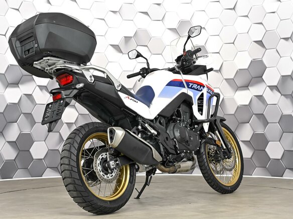 2023 Honda XL750 Transalp, белый - вид 6