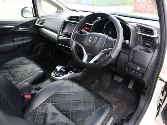 2017 Honda Fit III, белый, 850000 рублей - вид 6