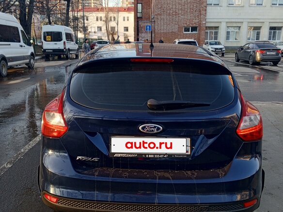 2011 Ford Focus III, синий, 580000 рублей - вид 3