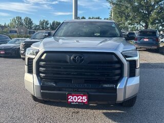 2025 Toyota Tundra CrewMax III, серебристый, 7556000 рублей, вид 2