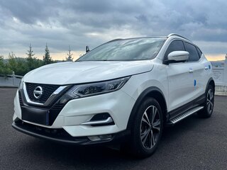 2022 Nissan Qashqai II Рестайлинг, белый, 1730000 рублей, вид 3