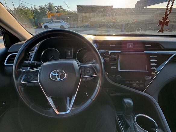 2018 Toyota Camry VIII (XV70), серый, 2450000 рублей - вид 8