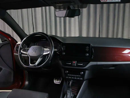 2021 Volkswagen Polo VI, красный, 1499000 рублей, вид 5