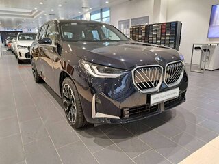2025 BMW X3 Long 30L xDrive IV (G45/G48), чёрный, 7250000 рублей, вид 3