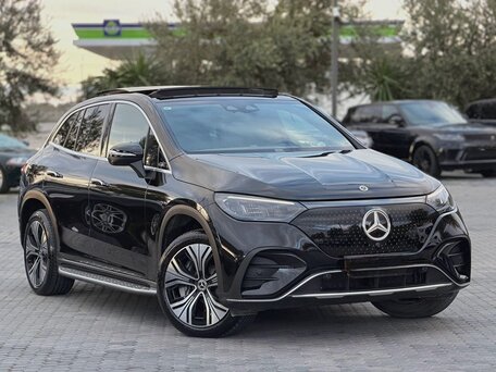 2025 Mercedes-Benz EQE SUV 500, чёрный, 6500000 рублей, вид 2