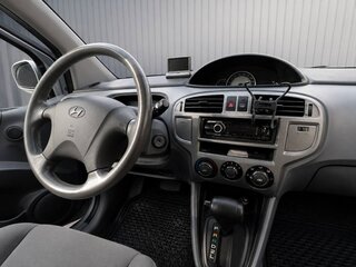 2005 Hyundai Matrix I, серебристый, 425000 рублей, вид 2