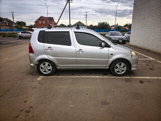 2001 Daihatsu YRV I, серебристый, 500000 рублей, вид 4