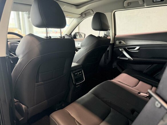 2026 Jetour X70+ I Рестайлинг, чёрный, 3099000 рублей - вид 24