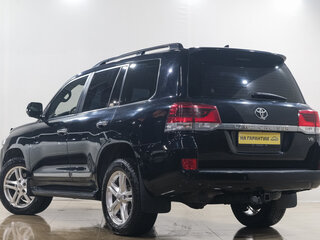 2015 Toyota Land Cruiser 200 Series Рестайлинг 2, чёрный, 4209000 рублей, вид 4