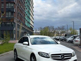 2020 Mercedes-Benz E-Класс 200 V (W213, S213, C238), белый, 3800000 рублей, вид 2