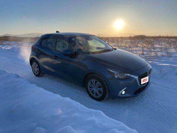 2017 Mazda Demio IV (DJ), синий, 890000 рублей - вид 4