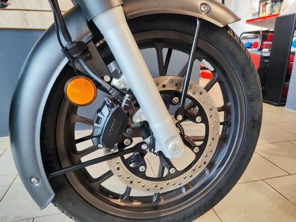 2026 Honda CB 350, серый, 599900 рублей - вид 9