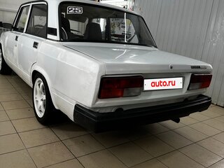 2006 Lada (ВАЗ) 2107, белый, 330000 рублей, вид 4