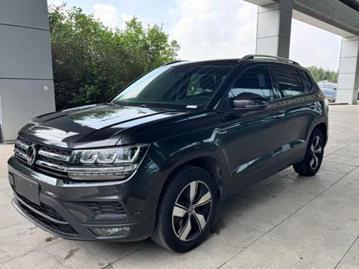 Открыть фотографии: Volkswagen Tharu I