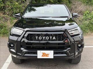 2024 Toyota Hilux VIII Рестайлинг 2, чёрный, 4000200 рублей, вид 3