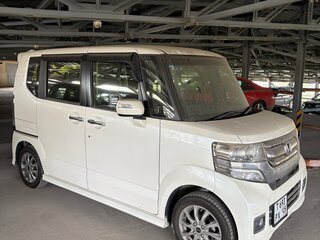 2017 Honda N-BOX I Рестайлинг, белый, 895000 рублей, вид 2