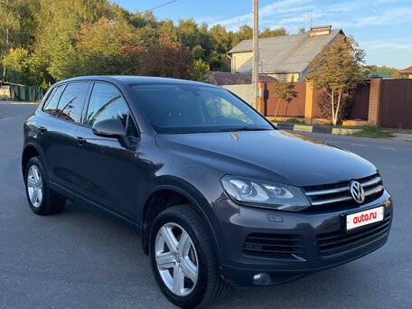 2010 Volkswagen Touareg II, чёрный, 2000000 рублей, вид 3