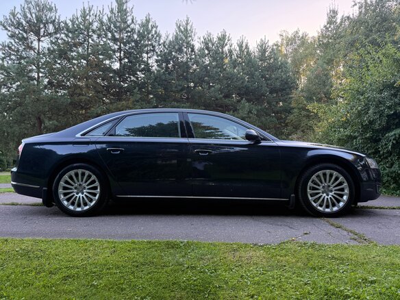 2016 Audi A8 Long III (D4) Рестайлинг, синий, 2450000 рублей - вид 5