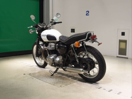2010 Kawasaki W 650, белый, 430000 рублей, вид 5