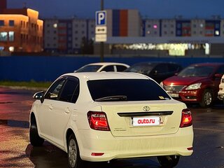 2019 Toyota Corolla Axio XI (E160, E170) Рестайлинг 2, белый, 1450000 рублей, вид 5