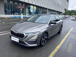 2024 Skoda Octavia IV (A8), серый, 1980000 рублей, вид 1