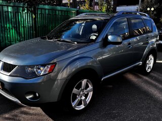 2008 Mitsubishi Outlander II, серый, 990000 рублей, вид 3