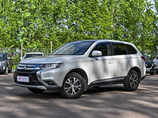 2018 Mitsubishi Outlander III Рестайлинг 2, белый, 1528000 рублей, вид 1