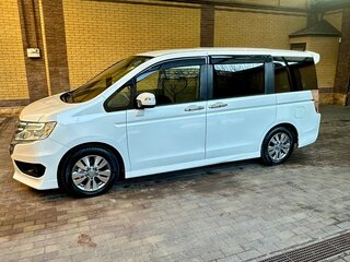 2014 Honda Stepwgn Spada IV Рестайлинг, белый, 700000 рублей, вид 4
