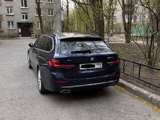 2021 BMW 5 серии 520d xDrive VII (G30/G31/G38) Рестайлинг, синий, 5000000 рублей, вид 3