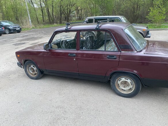 2007 Lada (ВАЗ) 2107, пурпурный - вид 3