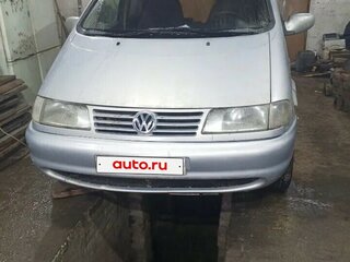 1996 Volkswagen Sharan I, серебристый, 320000 рублей, вид 1