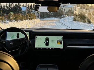 2022 Rivian R1S QM Large, зелёный, 9300000 рублей, вид 4